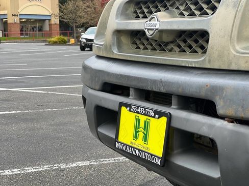 Used 2000 Nissan Xterra XE image 16