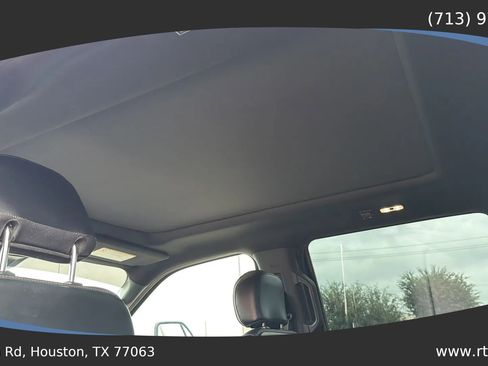 Used 2021 Ford F250 Platinum w/ FX4 Off-Road Package image 30