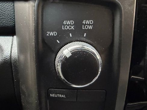 Used 2018 RAM 3500 Big Horn w/ Sport Appearance Group image 22