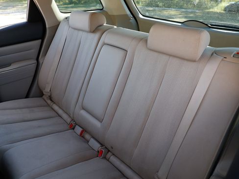 Used 2010 MAZDA CX-7 i Sport w/ Convenience Pkg image 8