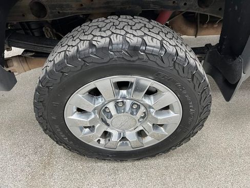 Used 2019 GMC Sierra 2500 Denali w/ Duramax Plus Package AWD/4WD image 77