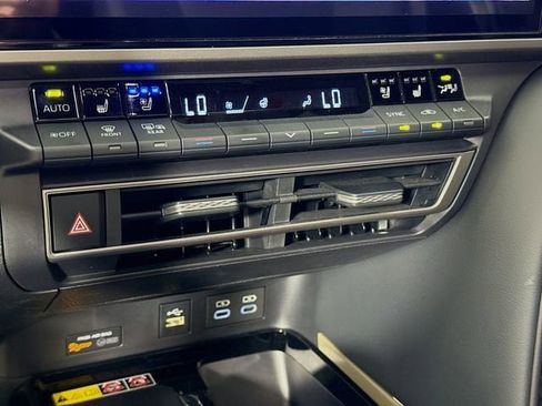 Certified 2025 Toyota Camry XSE w/ Premium Package FWD image 15