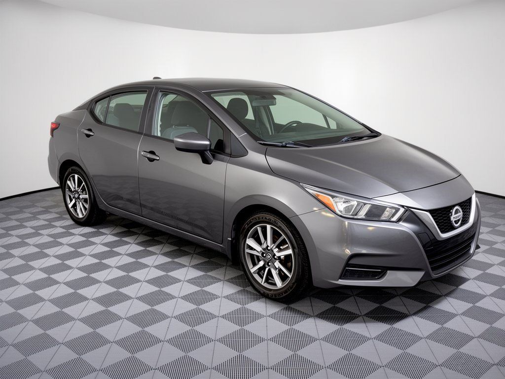 Used 2020 Nissan Versa SV FWD image 7
