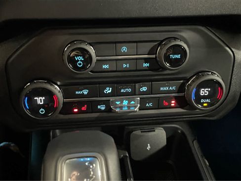 New 2025 Ford Bronco Big Bend image 22