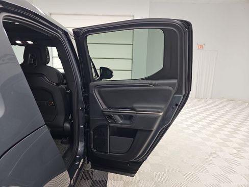 Used 2024 Rivian R1T Adventure AWD/4WD image 19
