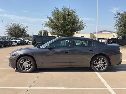 Used 2016 Dodge Charger SXT w/ AWD Plus Group image 4