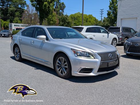 Used 2013 Lexus LS 460 AWD w/ Comfort Pkg image 1