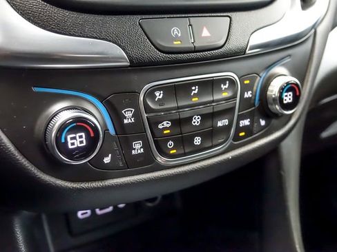 Certified 2022 Chevrolet Equinox LT image 23