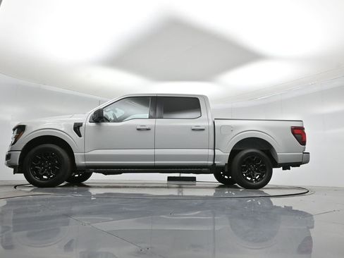 Used 2024 Ford F150 XLT w/ XLT Black Appearance Package image 8