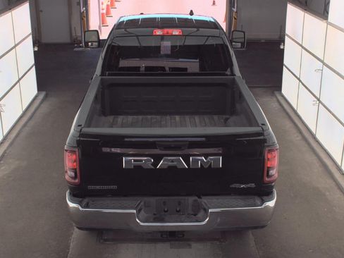 Used 2026 RAM 2500 Big Horn AWD/4WD image 6