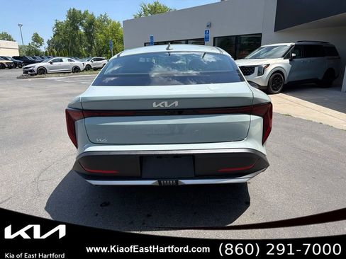 New 2026 Kia K4 FWD image 9