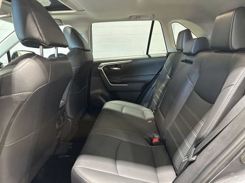 Used 2022 Toyota RAV4 XLE Premium AWD/4WD image 14