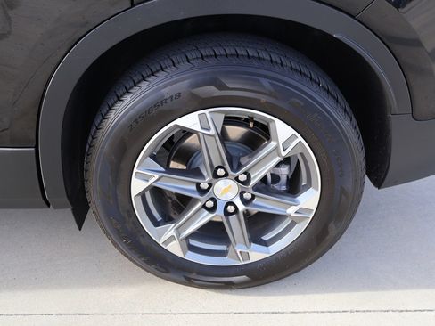 Used 2024 Chevrolet Blazer LT AWD/4WD image 10