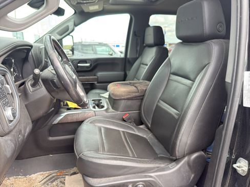 Used 2022 GMC Sierra 2500 Denali w/ Technology Package AWD/4WD image 4