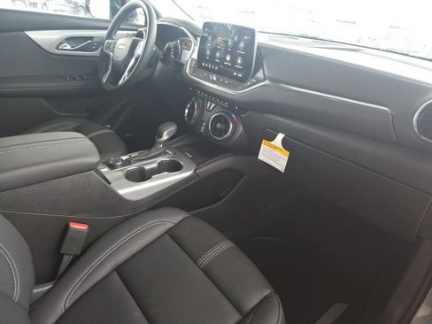 New 2026 Chevrolet Blazer LT image 19