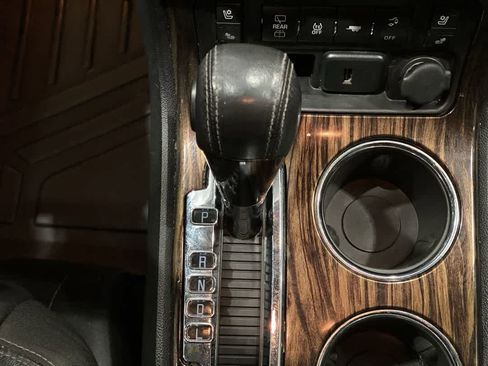 Used 2016 GMC Acadia Denali image 23