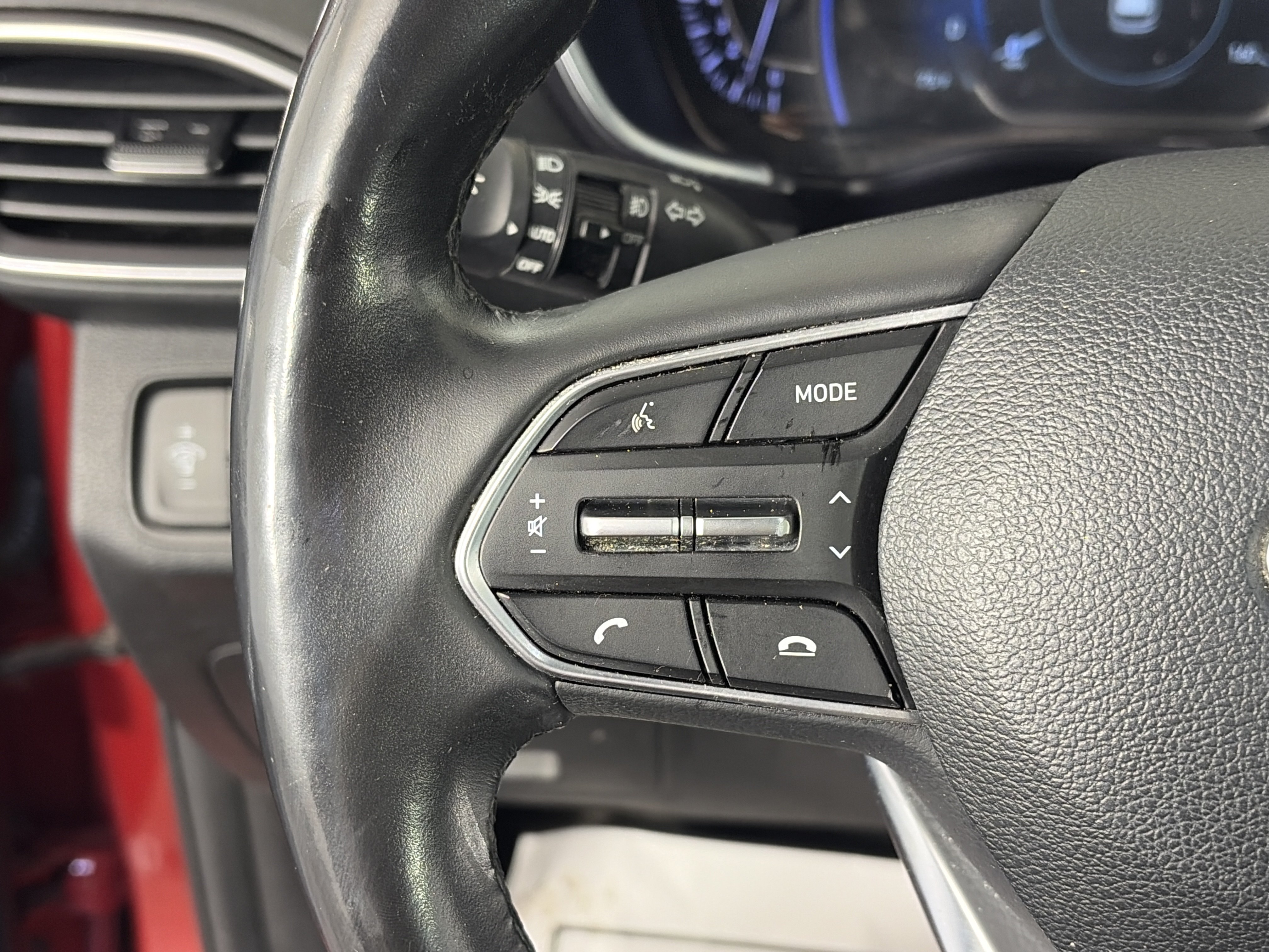 Used 2019 Hyundai Santa Fe FWD image 31