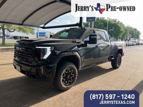 Used 2024 GMC Sierra 2500 AT4X image 1