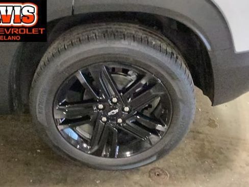 New 2026 Chevrolet TrailBlazer LT w/ Midnight Edition AWD/4WD image 9