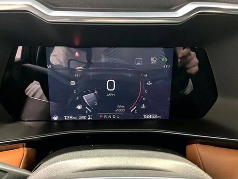 Used 2023 GMC Canyon AT4 w/ AT4 Premium Package image 14