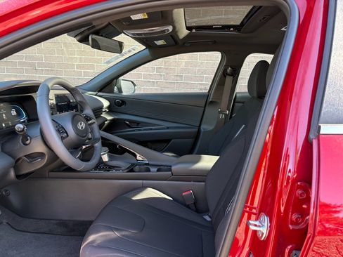 New 2026 Hyundai Elantra SEL Sport Premium FWD image 11