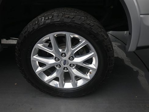 Used 2016 Ford F150 Lariat AWD/4WD image 17