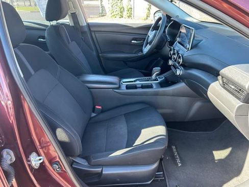 Used 2023 Nissan Sentra SV FWD image 32