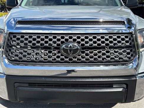 Used 2020 Toyota Tundra SR5 w/ SR5 Upgrade Package image 12
