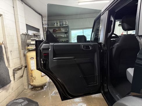Used 2025 Ford Bronco 4-Door AWD/4WD image 17