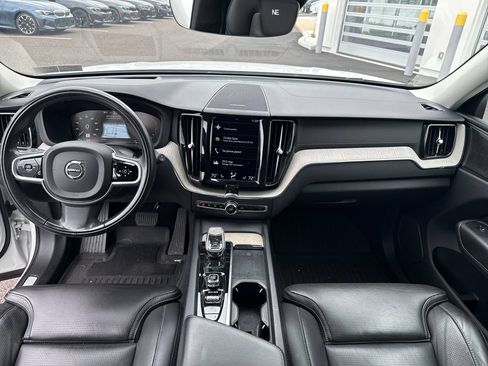 Used 2021 Volvo XC60 T8 Inscription w/ Advanced Package AWD/4WD image 11