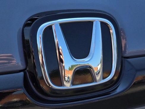 Used 2025 Honda Passport Black Edition image 19