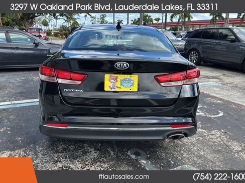 Used 2017 Kia Optima LX FWD image 9