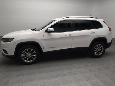 Used 2021 Jeep Cherokee Latitude Lux FWD image 2