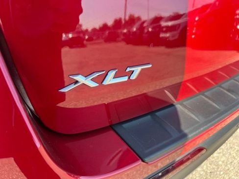 Certified 2024 Ford Explorer XLT w/ Equipment Group 202A AWD/4WD image 24
