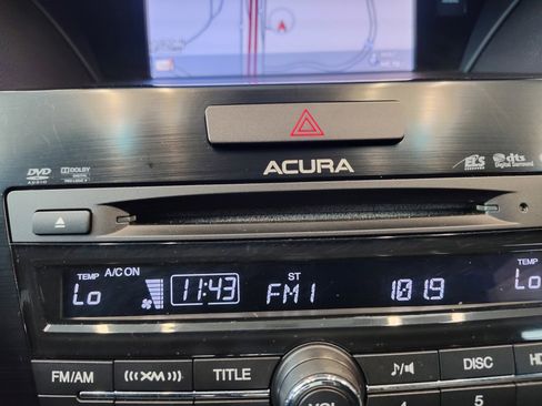 Used 2013 Acura ILX w/ Technology Package FWD image 30