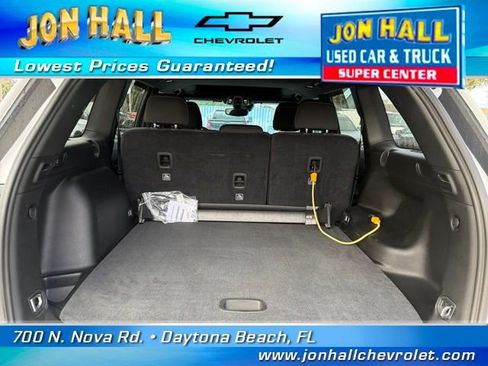 Used 2024 Jeep Grand Cherokee Laredo X w/ Trailer Tow Package image 11