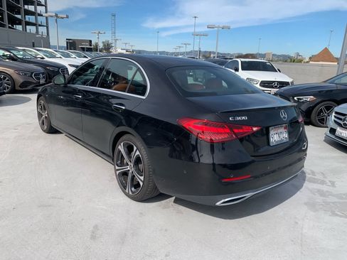 Used 2022 Mercedes-Benz C 300 Sedan image 5