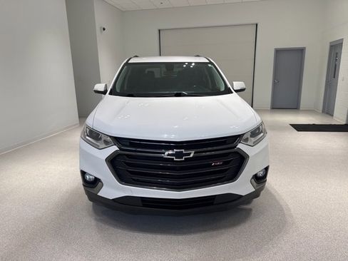 Used 2019 Chevrolet Traverse RS image 2