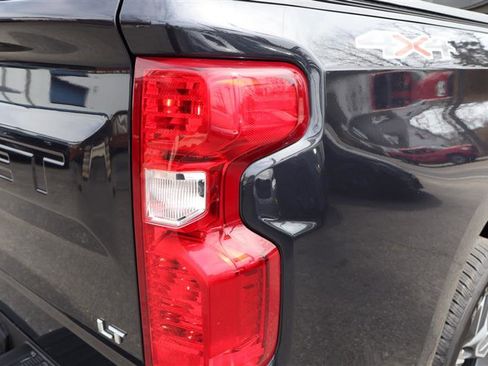 Used 2024 Chevrolet Silverado 1500 LT image 25