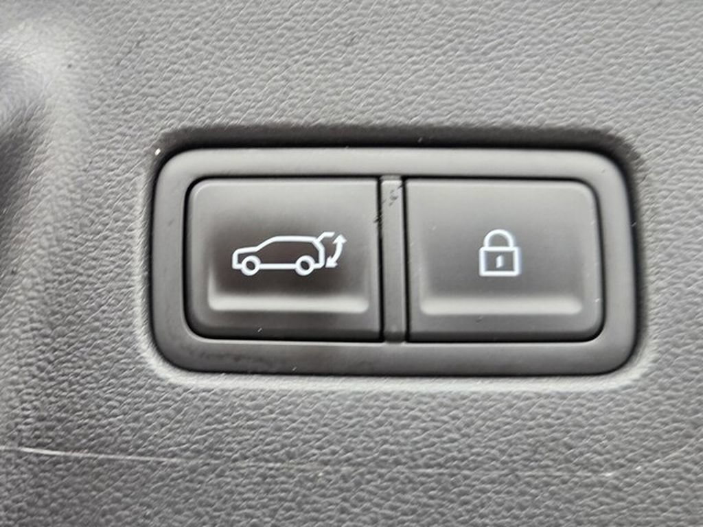 Used 2026 Hyundai Santa Fe SEL AWD/4WD image 30