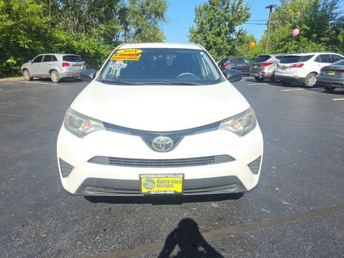 Used 2018 Toyota RAV4 LE w/ All Weather Liner Package FWD image 2