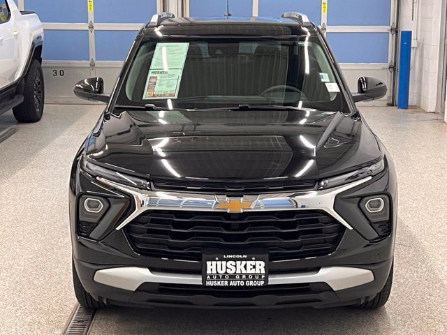 Certified 2025 Chevrolet TrailBlazer LT AWD/4WD image 3