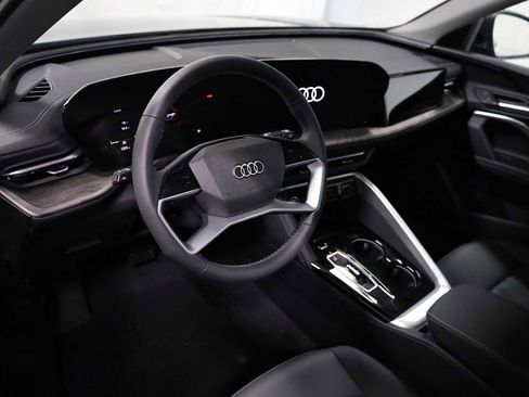 New 2025 Audi Q5 Premium image 4