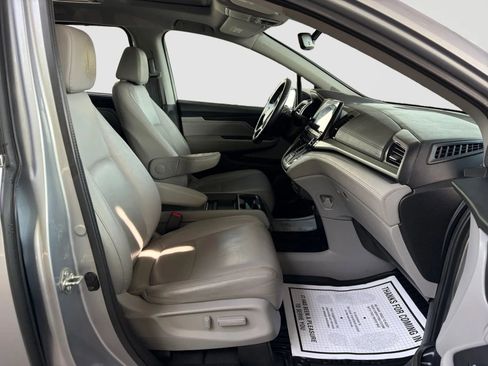 Used 2018 Honda Odyssey Touring image 22