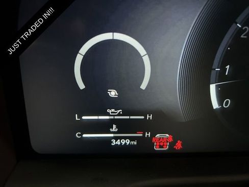 Used 2025 Lexus GX 550 w/ Accessory Package (2T) image 10