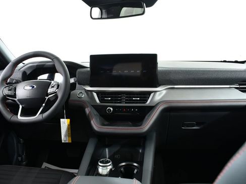 New 2026 Ford Explorer ST-Line w/ ST-Line Street Pack AWD/4WD image 7