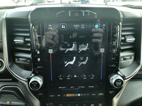 Used 2024 RAM 2500 Laramie AWD/4WD image 19