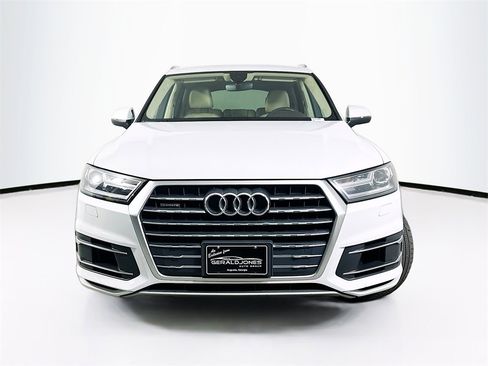 Used 2018 Audi Q7 3.0T Premium Plus image 5