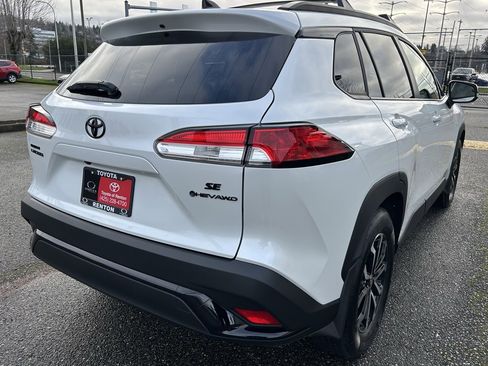 Certified 2025 Toyota Corolla Cross AWD Hybrid image 5