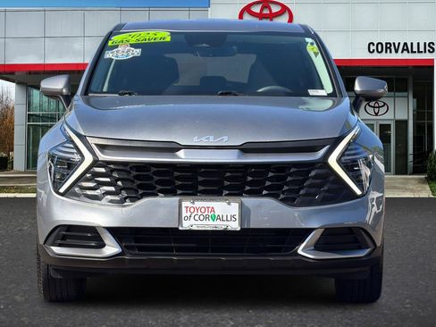 Used 2025 Kia Sportage LX FWD image 9